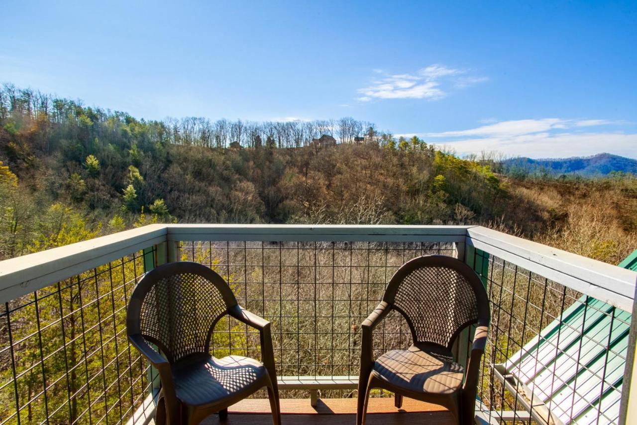 Black Bear Reserve - Mtn View, Hot Tub, Game Room Sevierville Exteriér fotografie