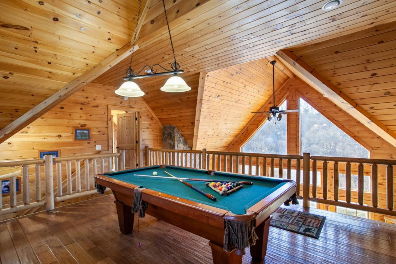Black Bear Reserve - Mtn View, Hot Tub, Game Room Sevierville Exteriér fotografie